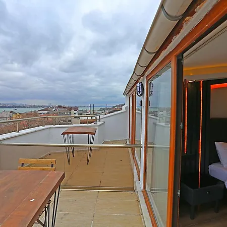 Lägenhetshotell Galata King 3*